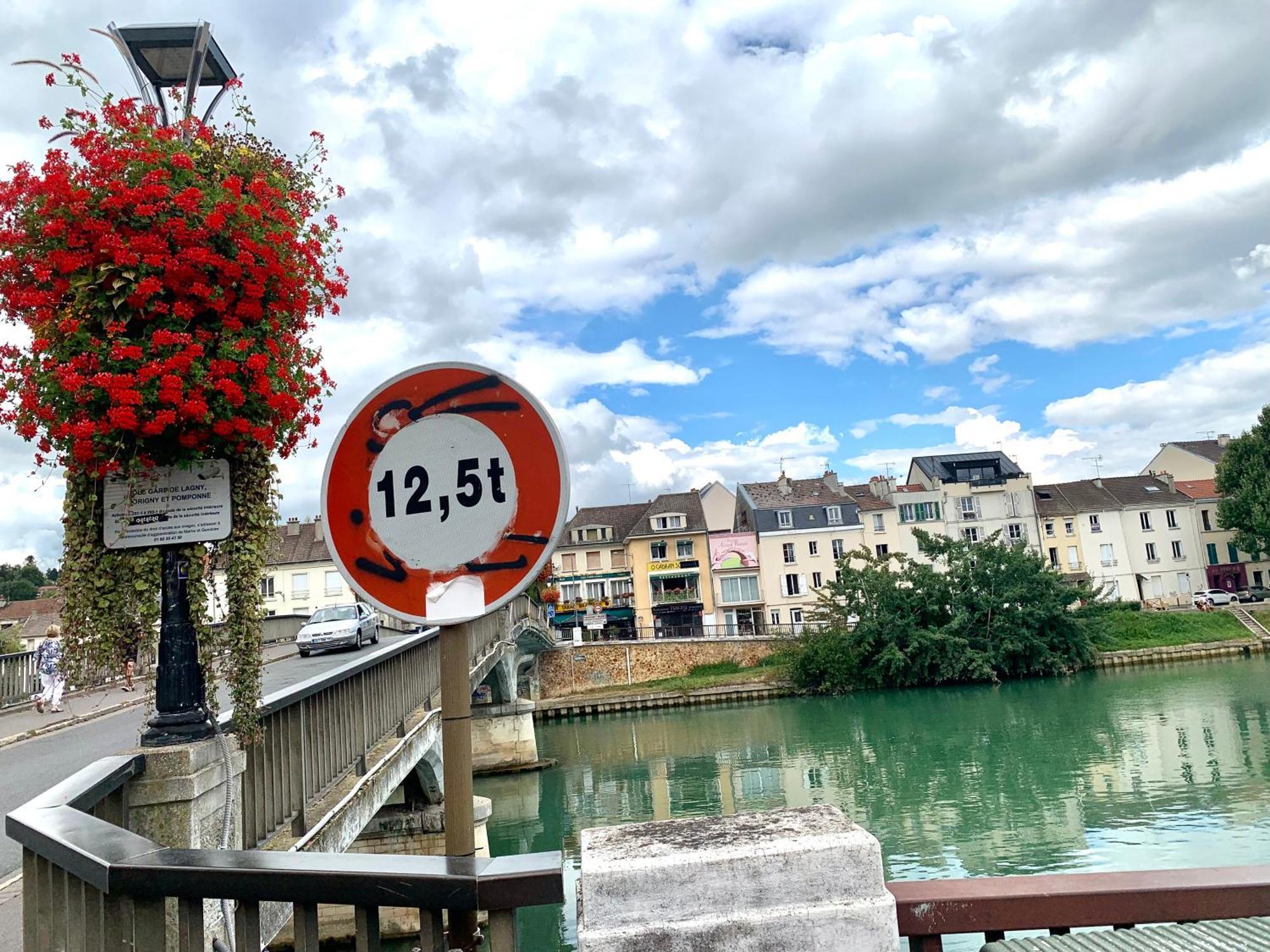 App301 Centre Ville A Lagny, 15Min A Disneyland En Voiture, 30Min A Paris En Voiture Exteriör bild
